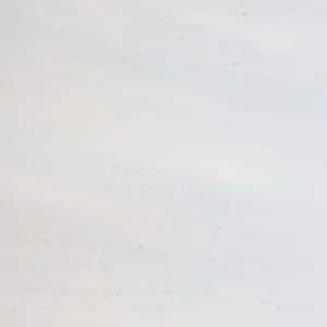 WISSMACH - Prisma Glass - CLEAR WITH WHITE WISPY FUSIBLE COE 96